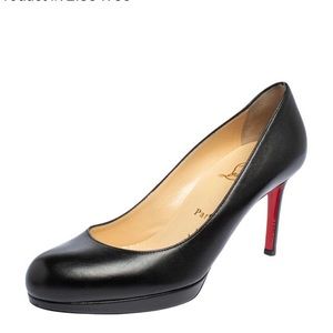 Classic Black Christian Louboutin Black Pump Size 39 (US 9)
